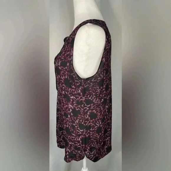 Ann Taylor LOFT women’s blouse sleeveless - Picture 3 of 4